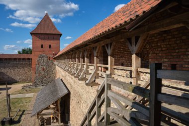 Beyaz Rusya turizm merkezi - eski Lida kalesi, Grodno bölgesi, Belarus.