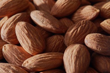 badem arka plan, üstten görünüm, sağlıklı yiyecek yığını 