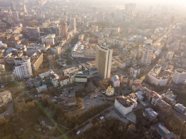 Merkez House sanatçı, ev ve binada, Kiev, Ukrayna ticaret havadan görünümü