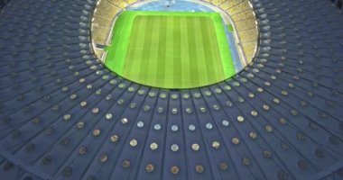 Olimpiyskiy ulusal spor kompleksi, Kiev, Ukrayna hava gece görünümü 
