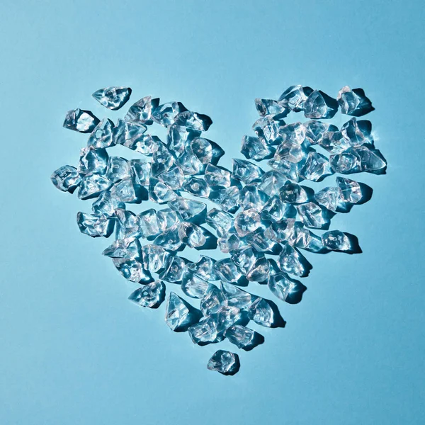 Padrão Forma Coração Cubos Gelo Frio Transparente Fundo Azul Fotos De Bancos De Imagens