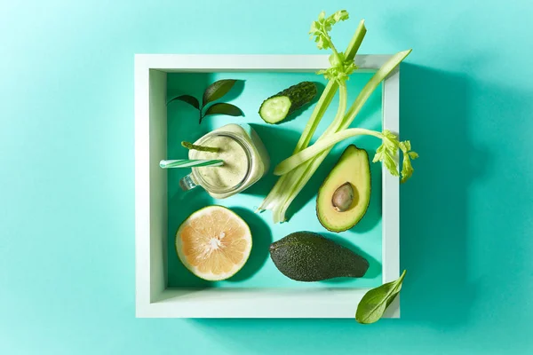 Gesunder Smoothie Aus Grünem Gemüse Und Früchten Mit Leinsamen Einer — Stockfoto