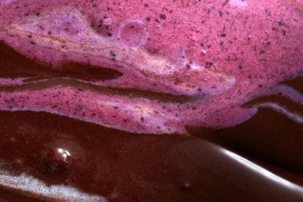 ピンクと茶色の色調でカラフルなシャーベットの溶融を伴う創造的な幾何学的な背景 夏の料理のコンセプトです トップ ビュー — ストック写真