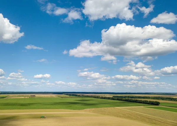 Vue Panoramique Aérienne Depuis Drone Champs Agricoles Avec Récolte Une — Photo