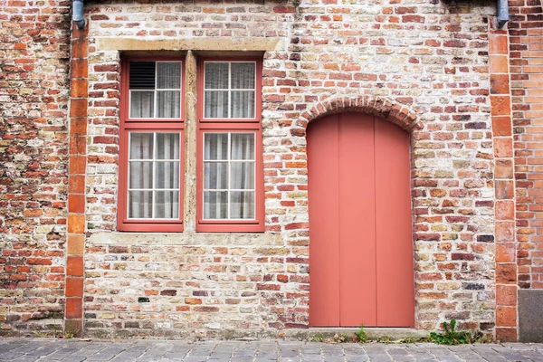 Puerta Recién Pintada Antigua Casa Piedra Europea Brujas Bélgica Color —  Fotos de Stock