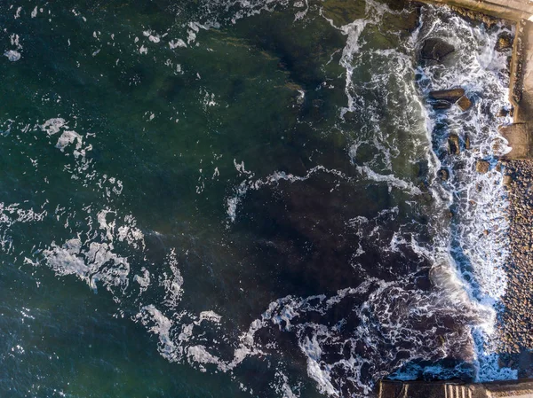 Природне Морське Узбережжя Бірюзовим Кольором Води Кам Яного Пляжу Літній — стокове фото
