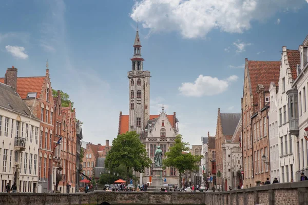 布鲁日钟楼 Belfry Bruges 是比利时布鲁日历史中心的一座中世纪钟楼 — 图库照片