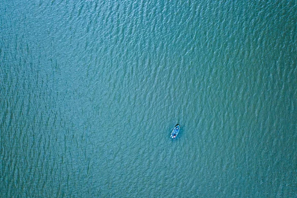 Hermosa Vista Aérea Del Paisaje Marino Desde Dron Sobre Agua — Foto de Stock
