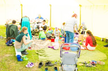 Haziran 8-12, 2018 üzerinde Tyumen, Rusya'da meydana geldi gökyüzü ve toprak ethnofestival