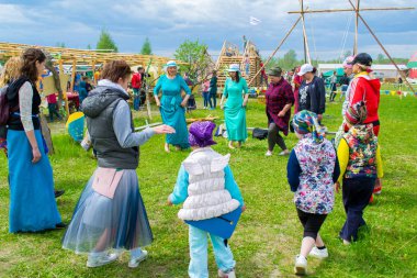  Haziran 8-12, 2018 üzerinde Tyumen, Rusya'da meydana geldi gökyüzü ve toprak ethnofestival
