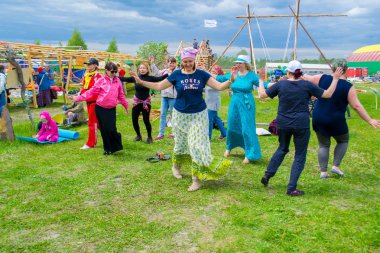  Haziran 8-12, 2018 üzerinde Tyumen, Rusya'da meydana geldi gökyüzü ve toprak ethnofestival