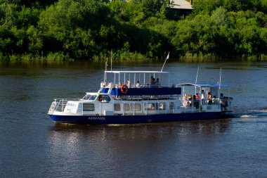 Tyumen, Rusya, 16 Ağustos 2018: küçük Amiral motorlu gemi onboard, turist yüzen nehrin Tyumen Tura