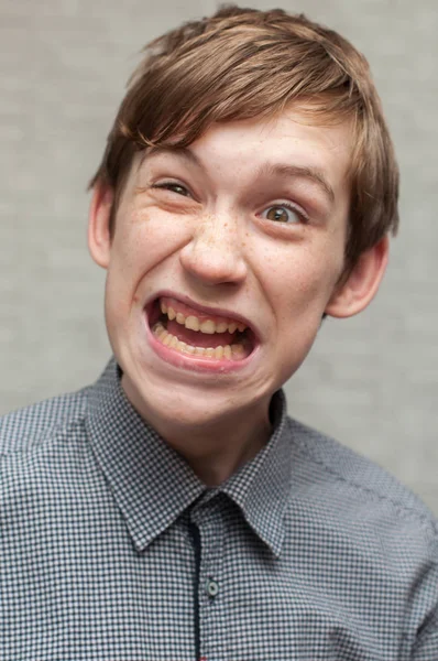 Portrait Young Russian Man Brick Wall — Stock Photo, Image