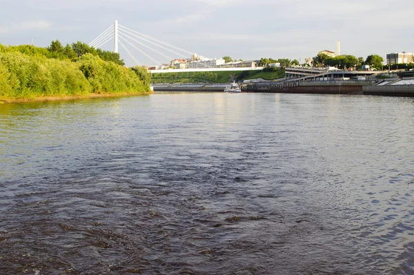 Wiszący Most Nabrzeże Rzeki Tura Tyumen Federacja Rosyjska — Zdjęcie stockowe