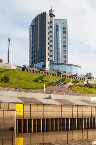 Tyumen Rusko Srpen 2018 Tura Nábřeží Řeky Ťumeňské Letní Slunečný — Stock fotografie