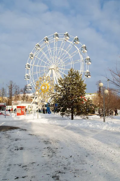 Januar 2019 Tjumen Russland Menschen Gehen Winter Auf Dem Swetnoj — Stockfoto