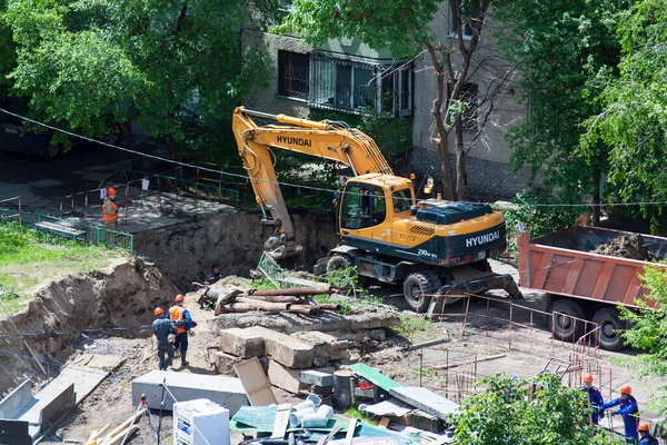 Tyumen Russia June 2020 Construction Laying Water Pipes Yard Residential — Stock Photo, Image