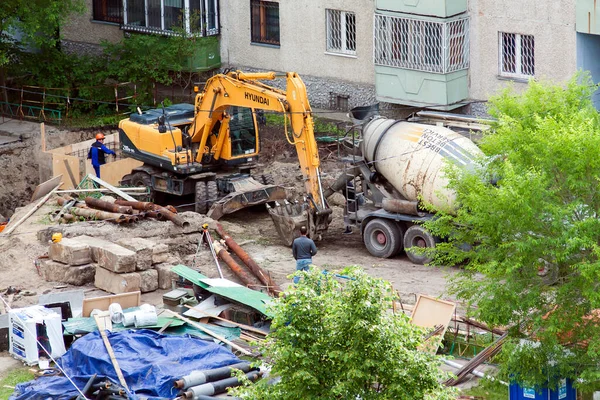 Tyumen Russia June 2020 Construction Laying Water Pipes Yard Residential — Stock Photo, Image