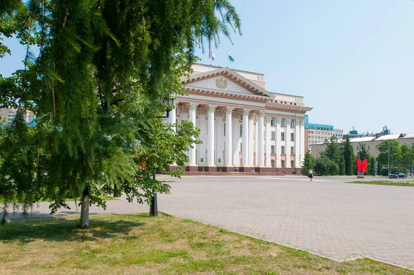 Tyumen Ρωσία Ιουνίου 2020 Κυβερνητικό Κτίριο Της Περιφέρειας Tyumen — Φωτογραφία Αρχείου