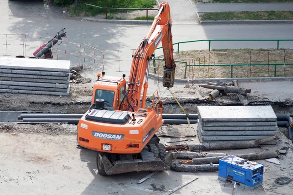 Tyumen Russia August 2020 Replacing Old Rusty Water Pipes New — Stock Photo, Image