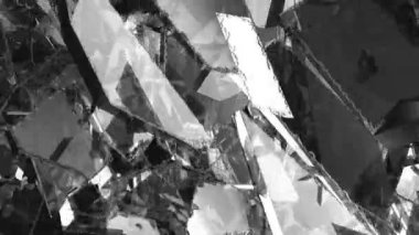 yavaş hareket ile kırık ve kırık cam