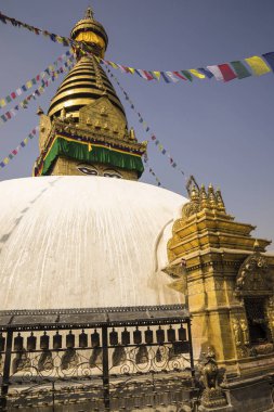 Budist stupa ve Katmandu, Nepal budizm din Swayambunath tapınağında vajra