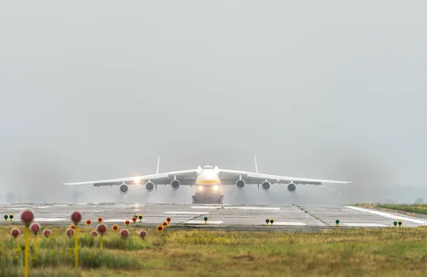 Antonov 225 Mriya Avião Decola Aeroporto Gostomel Kiev Ucrânia Este — Fotografia de Stock