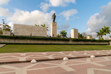 Ernesto Che Guevara'nın Türbesi, Anıt ve Anıtı Santa Clara, Küba, Che Guevara Meydanı'nda yer alan. Bahar 2018 yakalanan