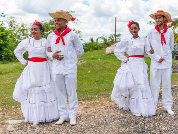 Jarocho バンバ フォーク ダンスを踊るための衣装のダンサー キューバ 2018 — ストック写真