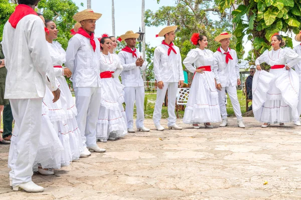 Jarocho バンバ フォーク ダンスを踊るための衣装のダンサー キューバ 2018 — ストック写真