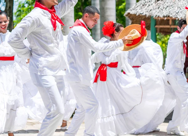 Jarocho バンバ フォーク ダンスを踊るダンサー キューバ 2018 — ストック写真
