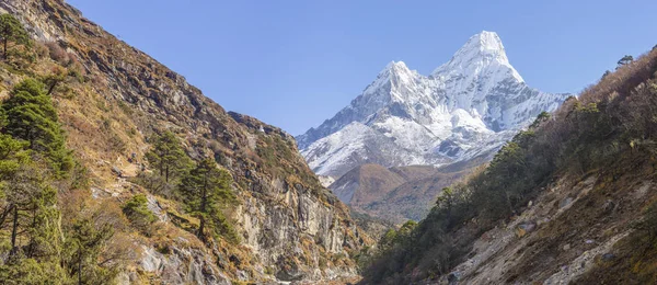 Ama Dablam Szczyt Himalajach Podstawy Obozu Trek Everest Trekking Nepalu — Zdjęcie stockowe