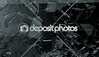 Cam çatlak ve yavaş hareket ile paramparça. Alfa