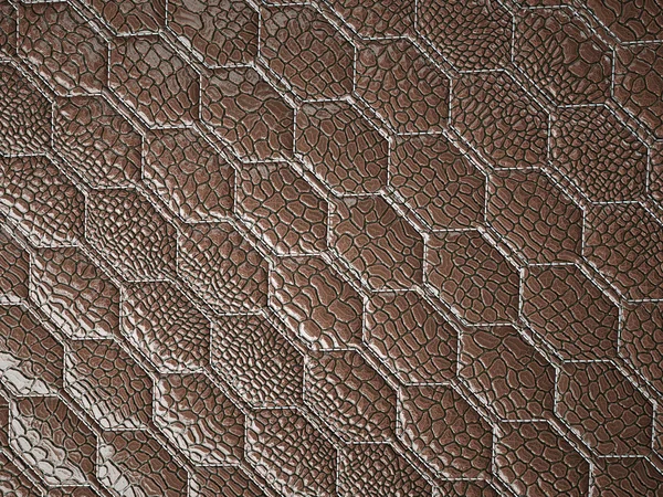 鳄鱼或蛇棕色皮革六边形缝合纹理 — 图库照片