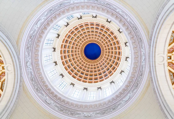 El Capitolio of het nationaal Capitol gebouw in Havana — Stockfoto