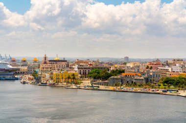 Cruise Ship ile Havana şehir panoramik görünümü