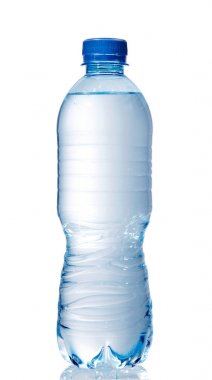 Plastik su şişesi.