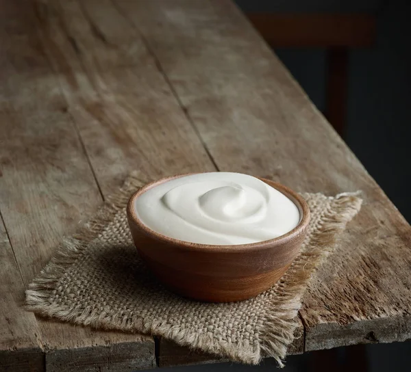 碗的酸奶 — 图库照片
