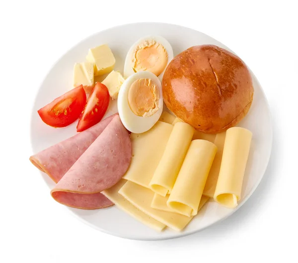 Ontbijtbord Van Kaas Ham Worst Geïsoleerd Witte Achtergrond Bovenaanzicht — Stockfoto