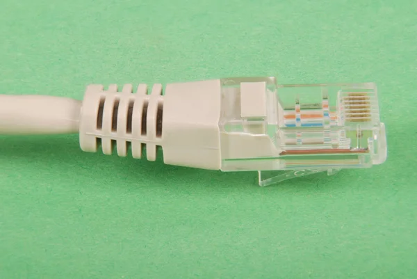 Câble Connecteur Lan Rj45 Isolé Sur Fond Vert — Photo