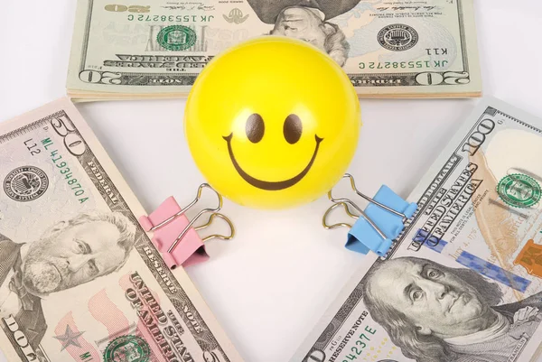Caras Sorriso Amarelas Dinheiro Fundo Dinheiro Abstrato Isolado Branco — Fotografia de Stock