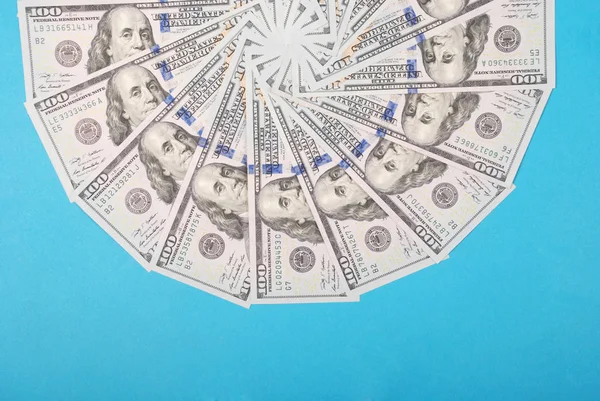 돈에서의 만다라 만화경 추상적인 래스터 만다라 원형입니다 파란색 바탕에 — 스톡 사진