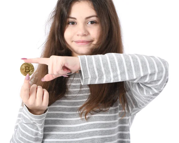 Pretty Girl Sosteniendo Nuevo Bitcoin Criptomoneda Oro Las Manos Sobre — Foto de Stock