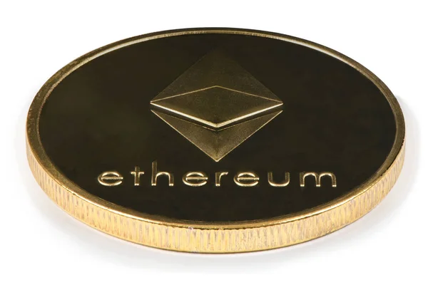 Zlaté Ethereum izolované na bílém pozadí. (Ořezová cesta) — Stock fotografie