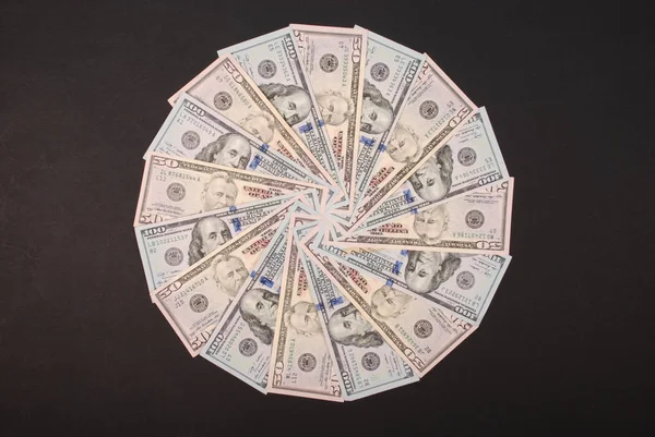 Mandala Kalejdoskop z pieniędzy. Pieniądze streszczenie tło raster wzór powtarzać mandali koło. — Zdjęcie stockowe