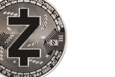 Beyaz arka planda izole gümüş zcash. 