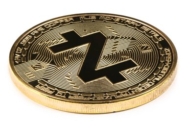 Altın zcash beyaz arka planda izole. (kırpma yolu)