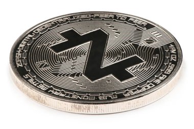 Beyaz arka planda izole gümüş zcash. (kırpma yolu)