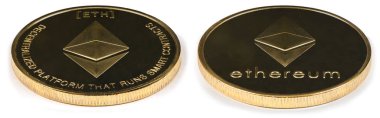 Altın ethereum beyaz arka plan üzerinde izole. (İki kırpma yolu)