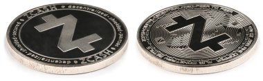 Gümüş zcash beyaz arka plan üzerinde izole. (İki kırpma yolu)